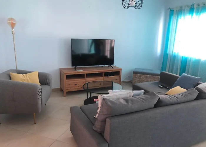 Ideal 別荘 ヴィーラ・ノーヴァ・デ・カセラ